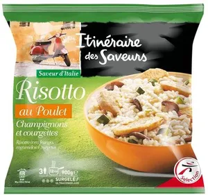 Risotto au poulet, champignons et courgettes