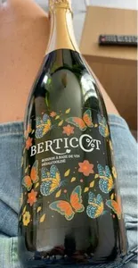 Boisson à base de vin désalcoolisé