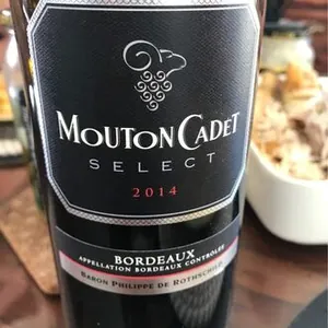 mouton cadet vin