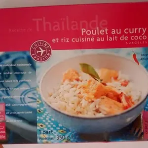 Recette de Thaïlande Poulet au curry et riz cuisiné au lait de coco