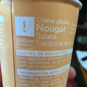 Creme nougart sauce framboise eclats de nougat