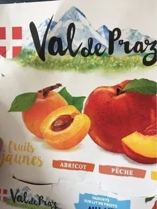 Yaourts sur lit de fruits