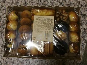 Assortiment petits fours moelleux