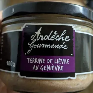 Terrine de lièvre au genièvre