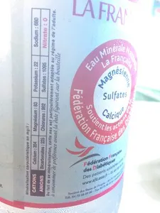 Eau minérale naturelle