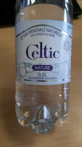 Eau minérale naturelle des vosges du Nord