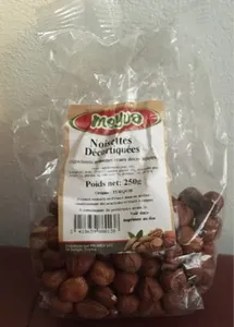 Noisettes décortiquées