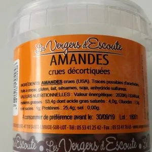 Amandes crues décortiquées