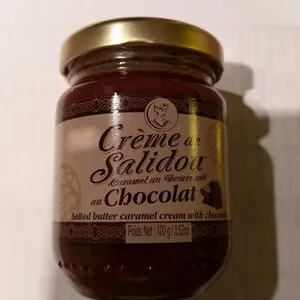 Salted Butter Caramel Cream With Chocolate