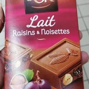 Chocolat Lait Raisins et Noisettes