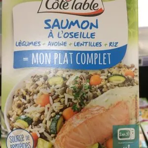 Saumon à l'oseille, riz complet et légumes