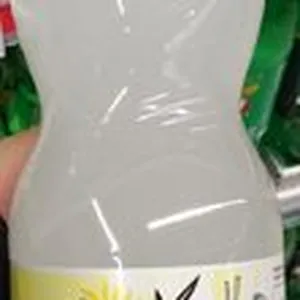 Boisson pétillante saveur piña colada sans alcool