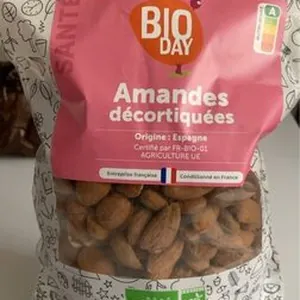 Amandes décortiquées