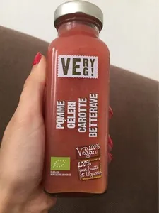 Very Veg - jus de pomme, celeri, carotte, betterave