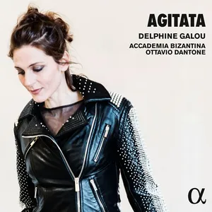 Galou Delphine: Agitata