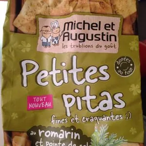 Petites pitas au romarin et pointe de sel