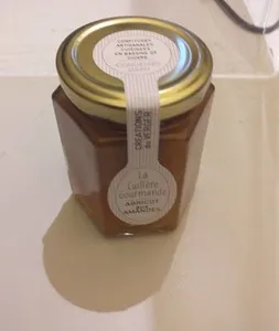 Confiture abricot aux amandes