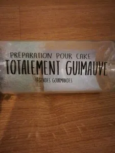 Préparation cake guimauve légendes gourmandes
