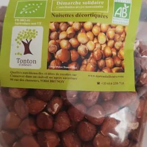 Noisettes décortiquées