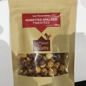Noisettes grillées pimentées