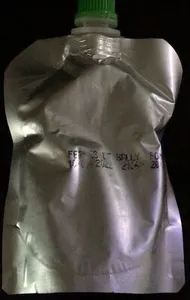 Compote de pommes en gourde