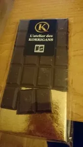 Tablette de chocolat noir fleurs de sel