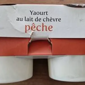 Yaourt au lait de chèvre pêche