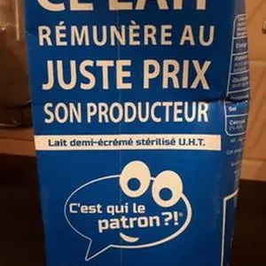 Lait demi écrémé UHT