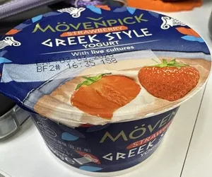 Movenpick Greek Yogurt (Strawberry)