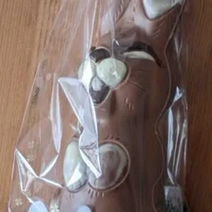 Lachhase aus Vollmilchschokolade