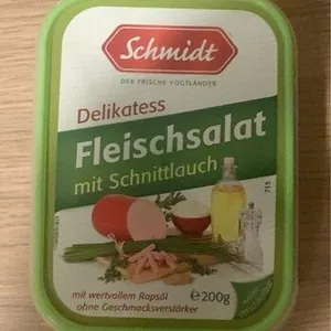 Fleischsalat mit Schnittlauch