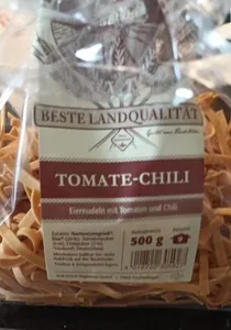Eiernudeln mit Tomaten und Chili
