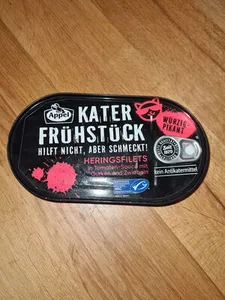 Kater Frühstück