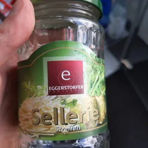 Sellerie in Streifen