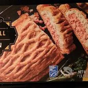 Cheese And Dill Salmon Wellington