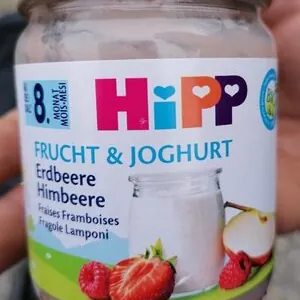 FRUCHT UND YOGHURT
