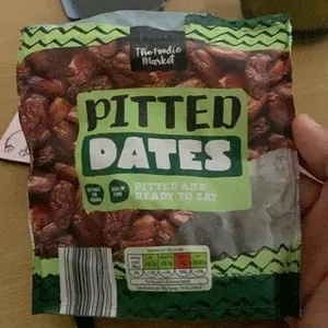 Pitted dates
