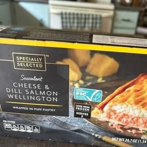 Cheese and dill salmon, Wellington