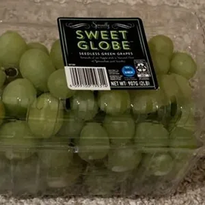 Sweet globe seedless green grapes