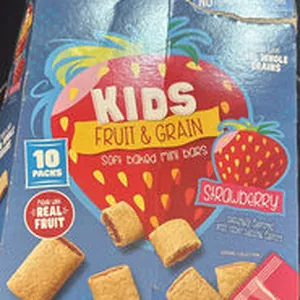 Kids Fruit & Grain soft baked mini bars