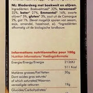 Feuilletés fromage & olives noires