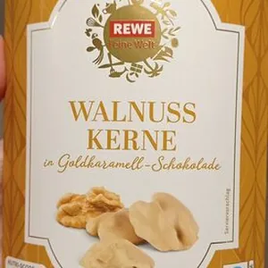 Walnuss Kerne in Goldkaramell-Schokolade