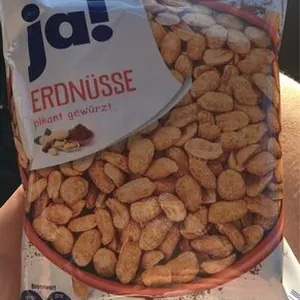 Erdnüsse