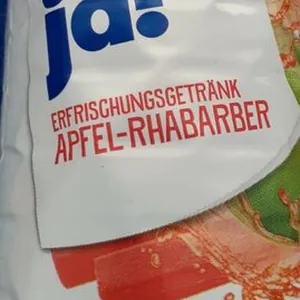 Erfrischungsgetränk Apfel-Rhabarber