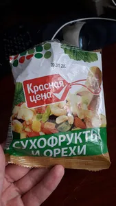 сухофрукты и орехи