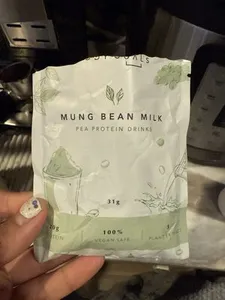 綠豆沙牛奶豌豆蛋白奶昔