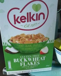 Buckwheat flakes with apple and coconut