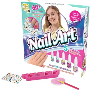 Nagelkonstset, 7 nagellack och hjärtdekorationer, från 8 år