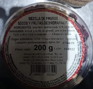 Mezcla de frutos secos y frutas deshidratadas