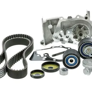 Kamremssats med vattenpump AISIN TKRE-7006